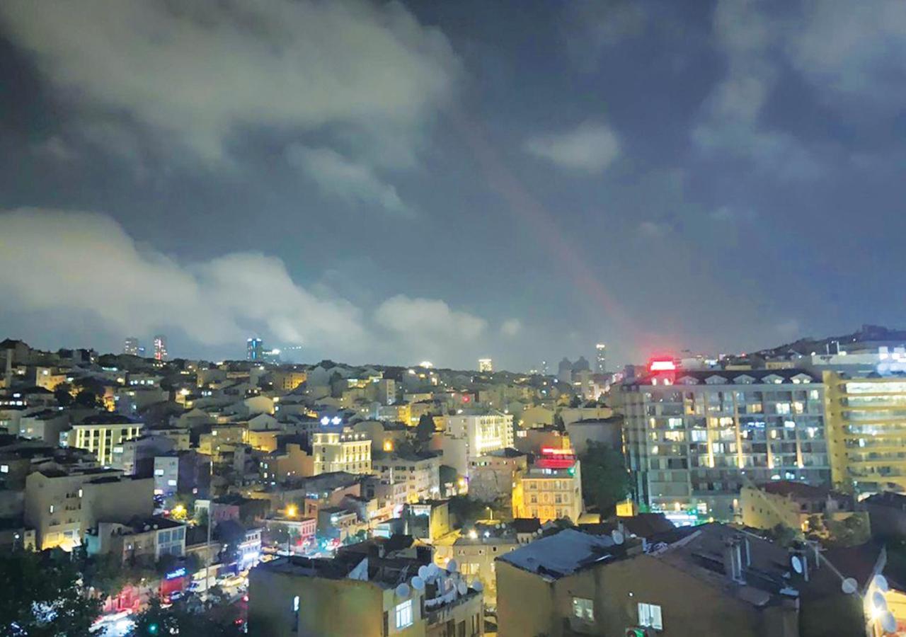 Nostalji Hostel Istanbul Ngoại thất bức ảnh